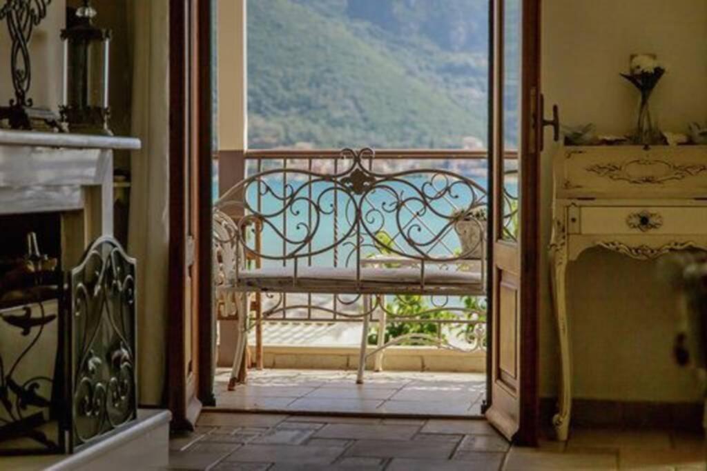 Sea Front Almi Villa Vasiliki  Exterior photo